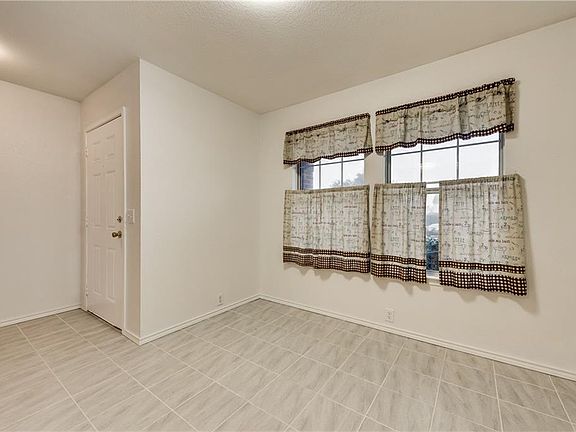 5th image of 9020 Sagebrush Trl