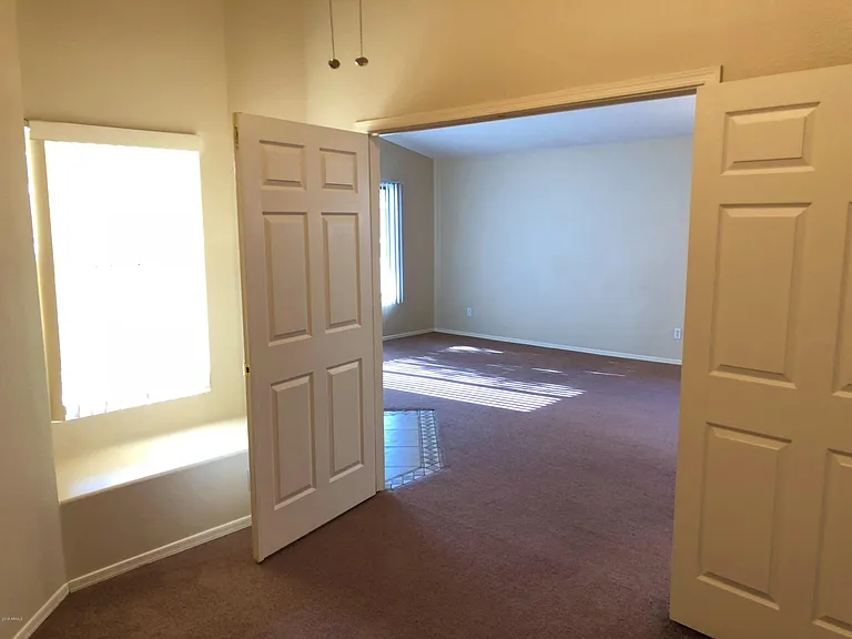1719 S Pinto Dr — Photo 6