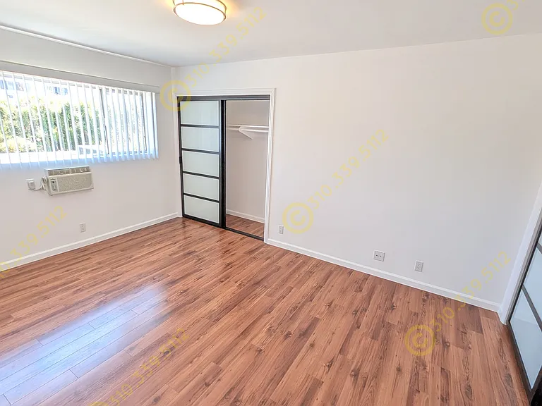 1027 N Stanley Ave #6 — Photo 19