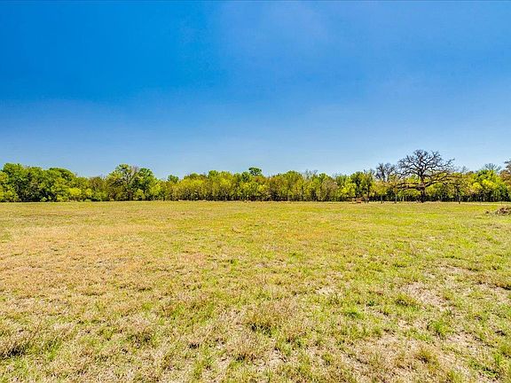 3rd image of 169 Sand Hill Rd