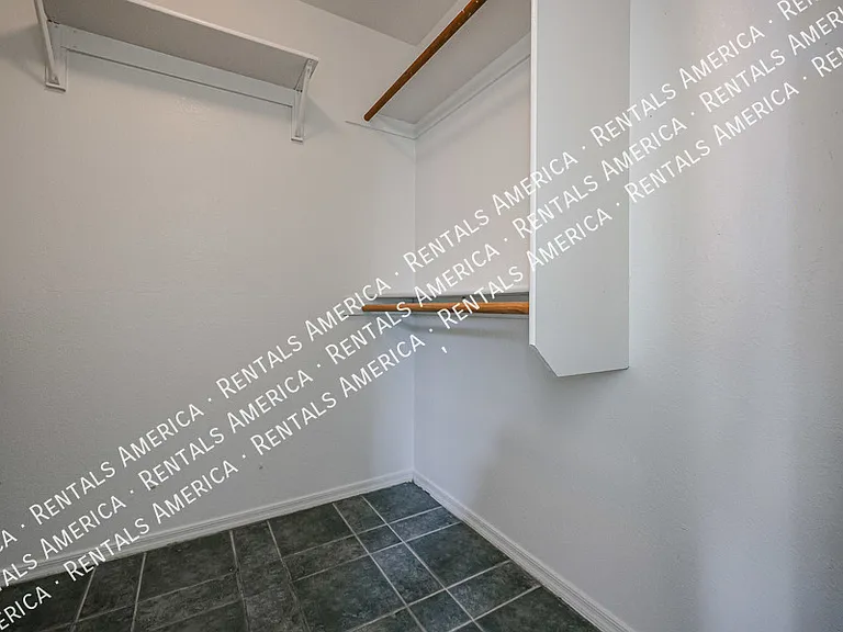 12731 W Sharon Dr — Photo 39