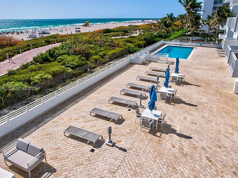 345 Ocean Dr #718 — Photo 9