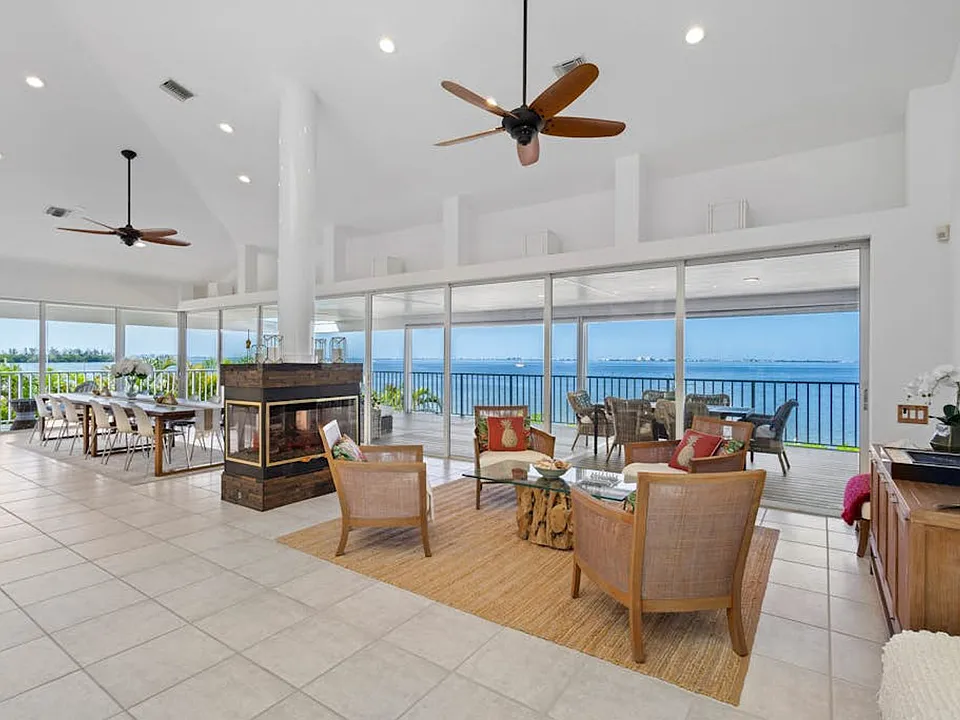 3208 Bay Dr #ID1591526P