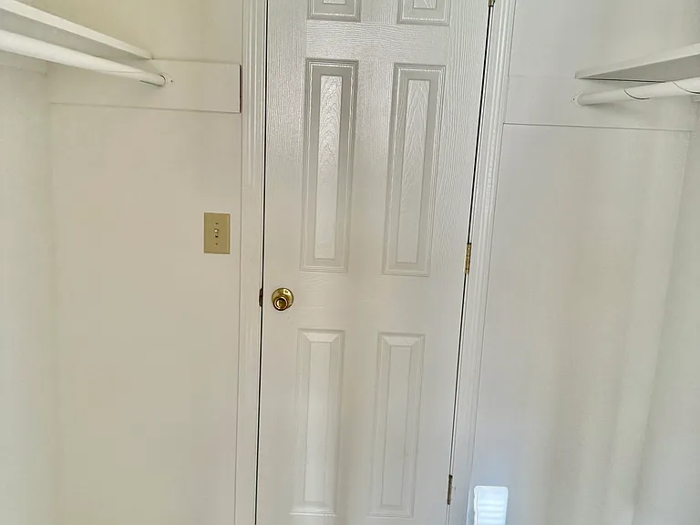 146 N Timber Dr — Photo 19