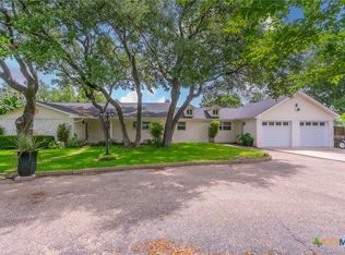 522 Woodland Point Rd, Belton, TX 76513