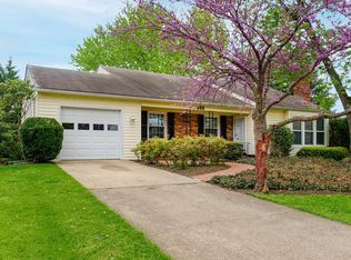 502 Valley View Ave SW, Leesburg, VA 20175