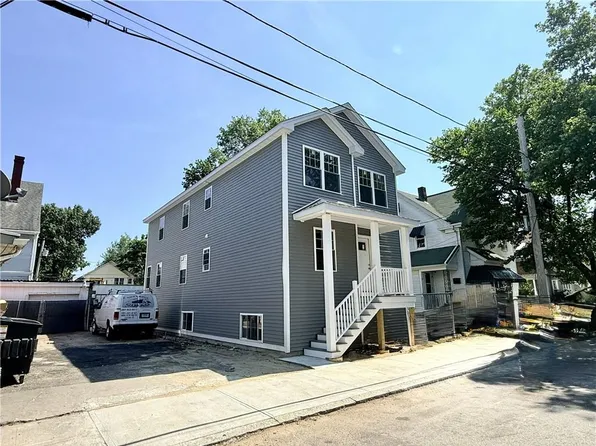 8 Payton St, Providence, RI 02905