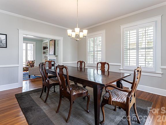 5th image of 18 Edgemont Rd