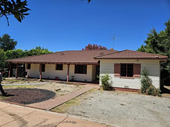 5515 Calhoun Ave #A, Van Nuys, CA 91401