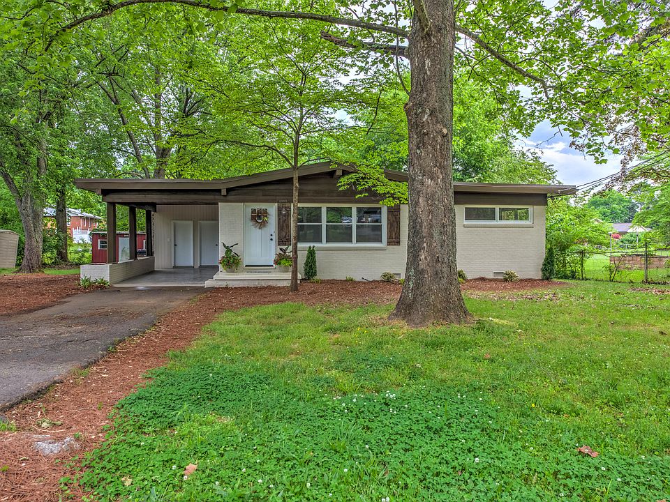 1st image of 4305 Thornwood Dr