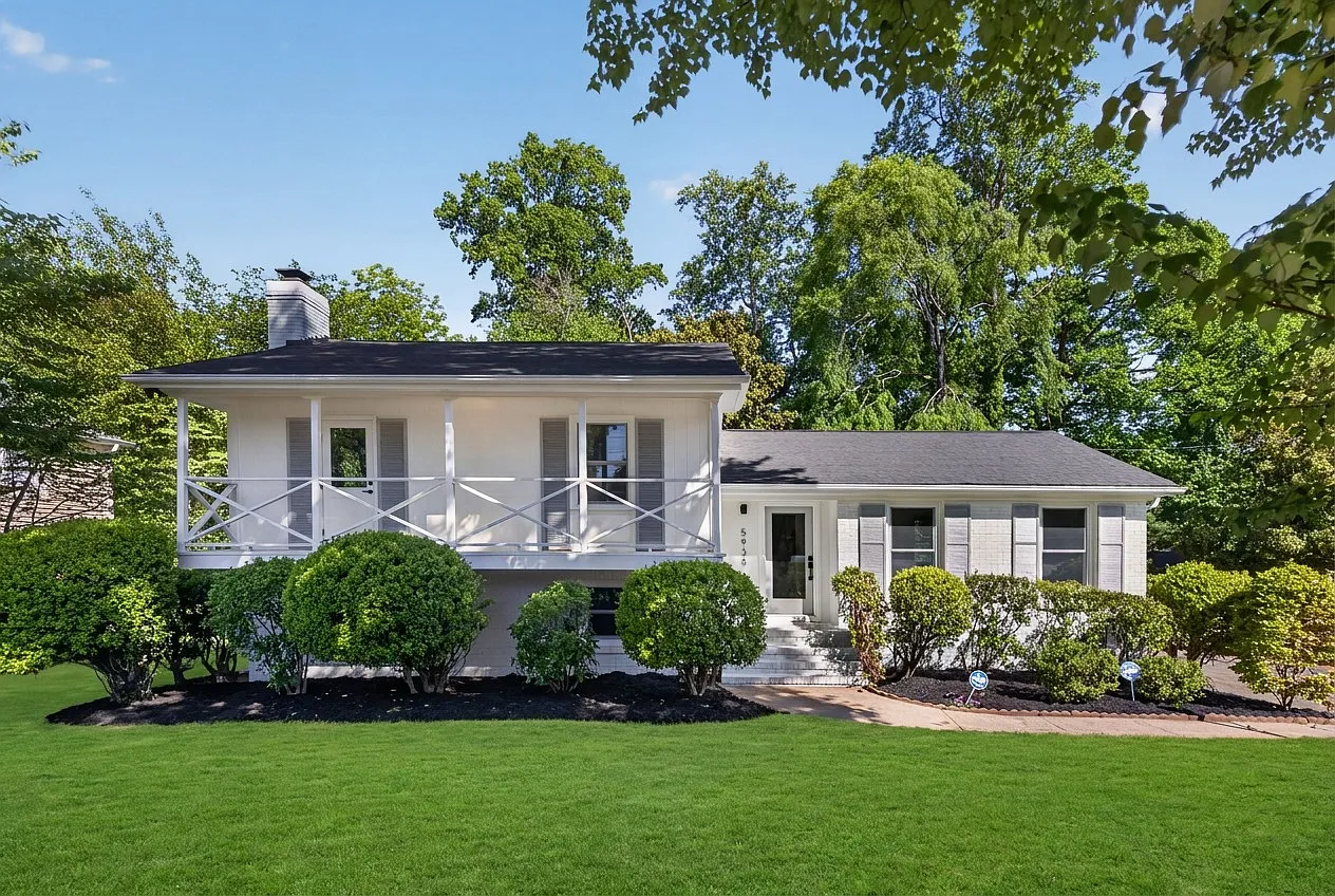 4 bed, 2.5 bath, 1886 sqft, $4,000 — Photo 1