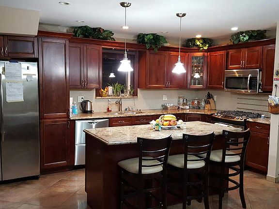 4th image of 1294 Bergen Avenue #3
