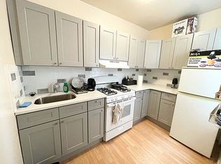 654 Manhattan Ave APT 2R, Brooklyn, NY 11222