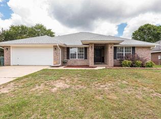 2112 Jarrod Dr, Cantonment, FL 32533