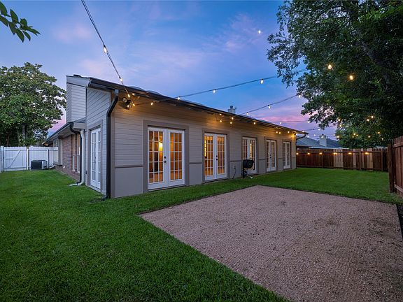 5th image of 2307 Loquat Ln