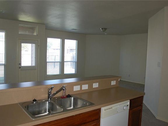 5th image of 3200 Florian Ln