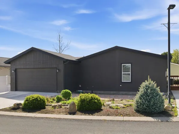 2530 SW Evening Primrose Dr, Redmond, OR 97756