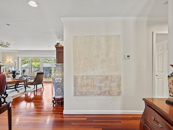 5th image of 1147 Arrowhead Rd