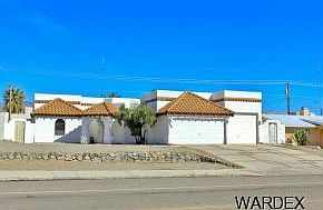 2nd image of 920 Acoma Blvd S