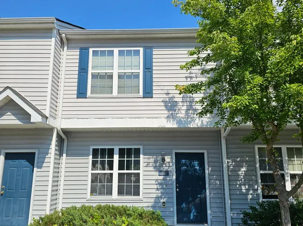 149 Blue Crest Ln #149, Durham, NC 27705