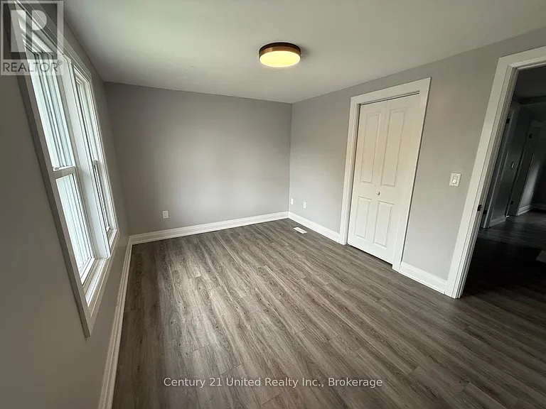 70 Park St S #70 — Photo 12