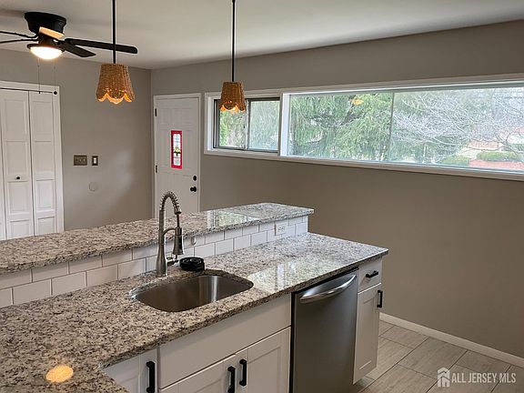 4th image of 3092 Bordentown Ave