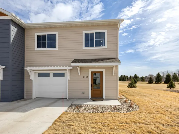 2505 Oak Branch Ave, Brookings, SD 57006