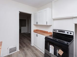 3301 Columbia St, Des Moines, IA 50313