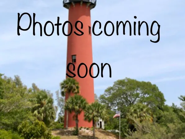 296 SE Bloxham Way, Stuart, FL 34997