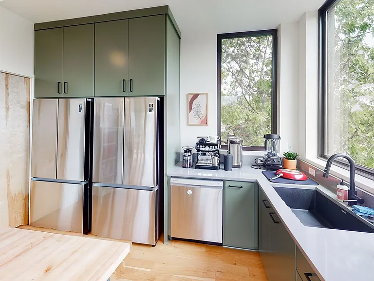 1235 N Prescott St #B202 — Photo 8