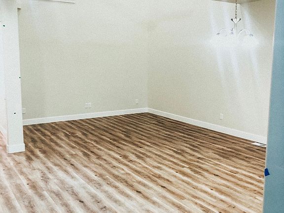 4th image of 1833 N 3870 W