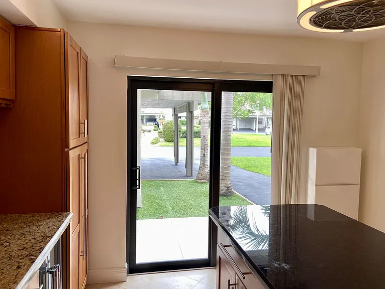 525 Bayfront Dr #525 — Photo 25