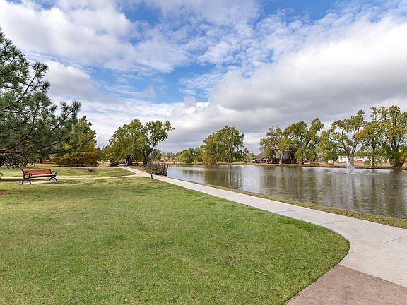 5th image of 1229 Lakeshore Dr #7cab9c2f9