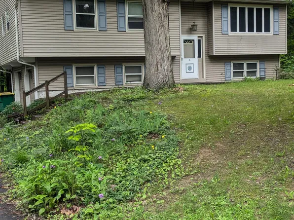 24 Delilah Lane, Plattekill, NY 12589