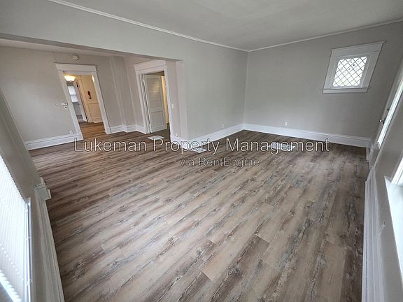 3rd image of 817 Egleston Ave #1