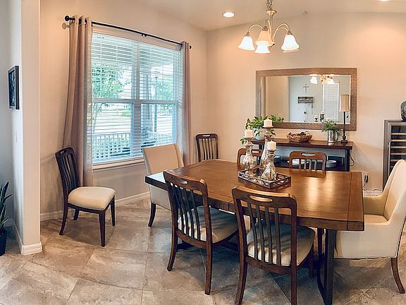 Dinning Room/Flex Room