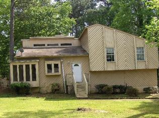 752 Starmist Ct NE, Acworth, GA 30144