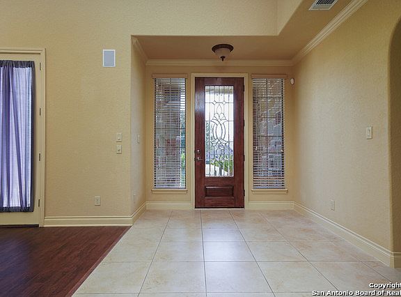 5th image of 23911 Danview Cir