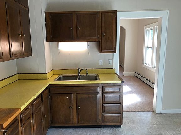 5th image of 149 Bryant St