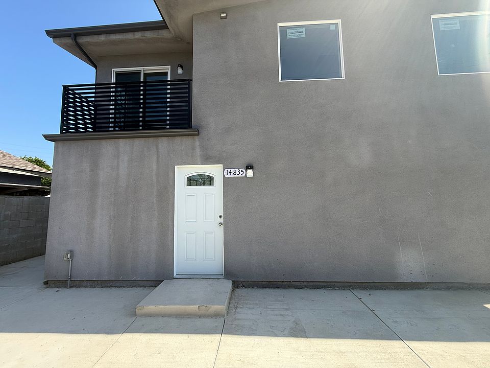 1st image of 14835 Nordhoff St