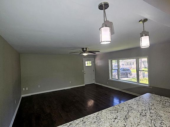 3rd image of 6068 Grove Ave
