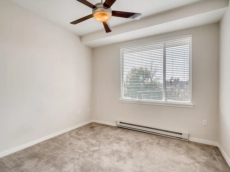 Zephyr Line | Lakewood, Co. Apartments