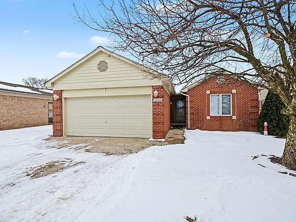 2nd image of 30240 Madison Ave