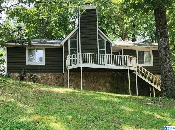 105 Elm Cir, Trussville, AL 35173