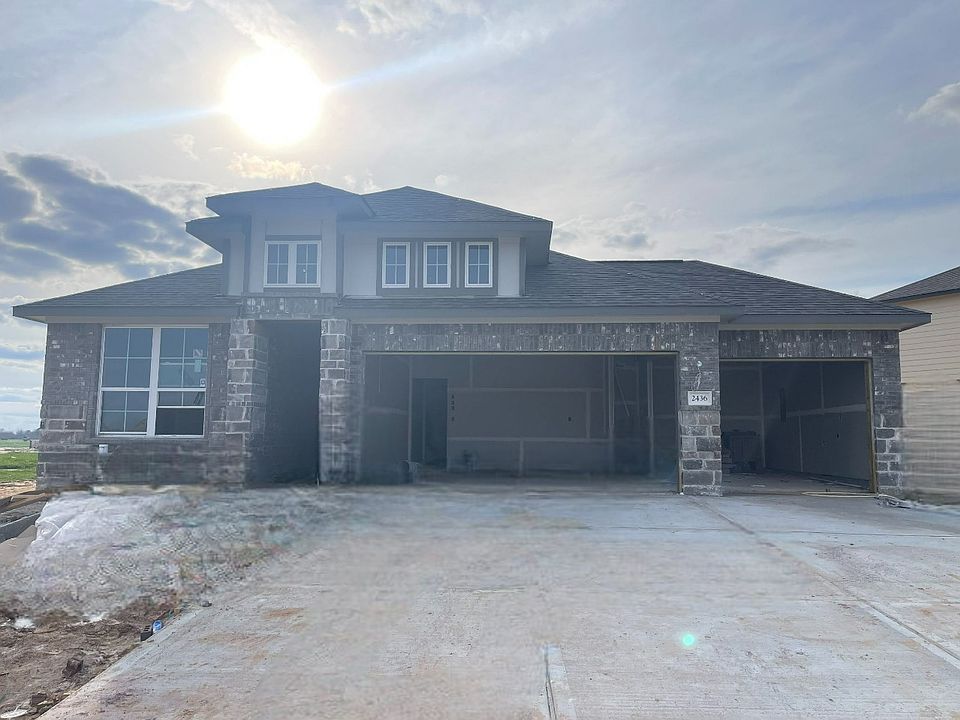 Construction progress - front elevation