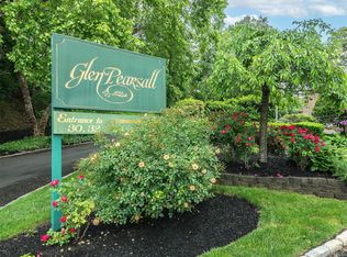 32 Pearsall #2D, Glen Cove, NY