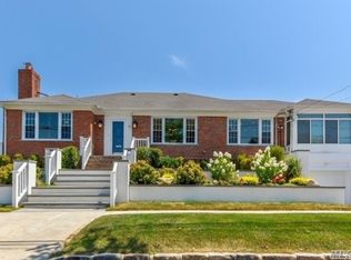 96 Queens Ave #A, Atlantic Beach, NY 11509