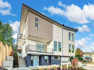 6440 NE 181st St #102, Kenmore, WA 98028