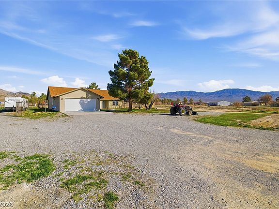 2nd image of 2780 W Simkins Rd