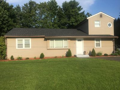 12 Renny Ave, Southwick, MA, 01077